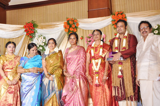 CLICK THE ABOVE ARROW TO ZOOM THE IMAGE