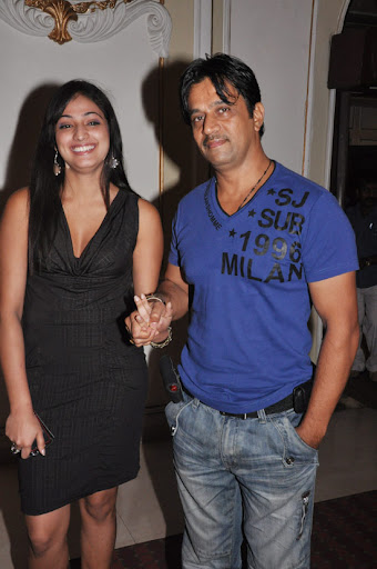 CLICK THE ABOVE ARROW TO  ZOOM THE IMAGE