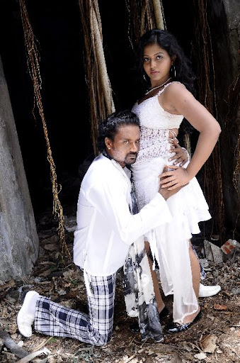 CLICK THE ABOVE ARROW TO  ZOOM THE IMAGE