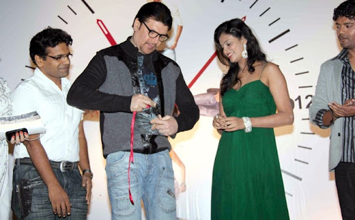 CLICK THE ABOVE ARROW TO  ZOOM THE IMAGE