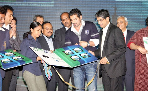 CLICK THE ABOVE ARROW TO  ZOOM THE IMAGE