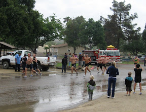Dave leads a pack of runners