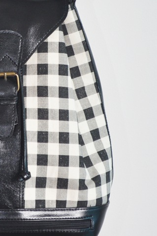 [F Black- details[2].jpg]