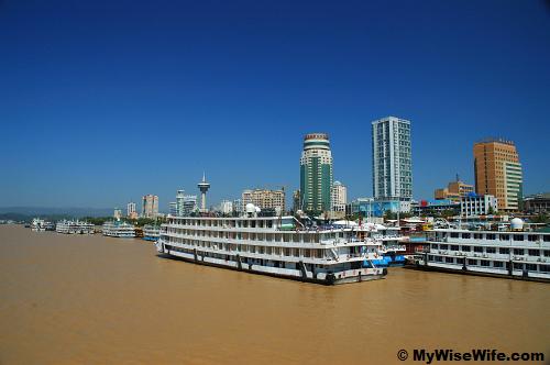 Picturesque Yichang