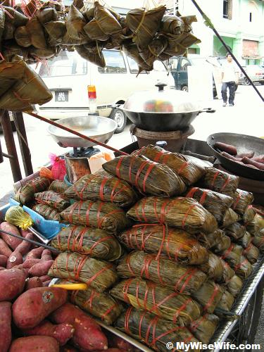 Hanging on top are the usual shaped Zongzi, Bottom are rectangular ones!