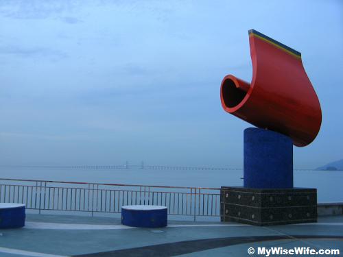 Nothing blocks the view of Penang Bridge Nothing blocks the view of Penang Bridge