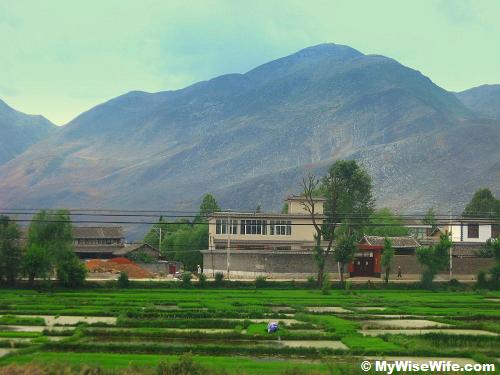 Scenic country side along the journey to Lijiang Scenic country side along the journey to Lijiang