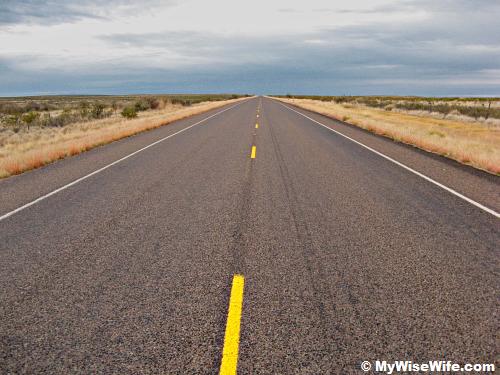 Road to nowhere? (captured along State Hwy 118 Alpine- Study Butte) Road to nowhere? (captured along State Hwy 118 Alpine- Study Butte)