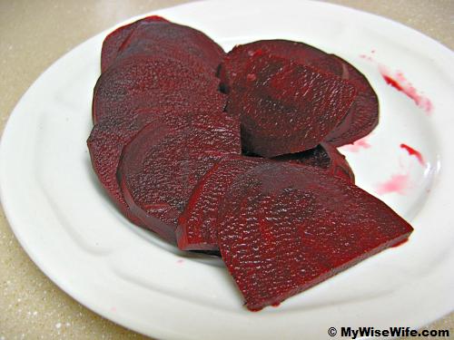 Sliced beetroot