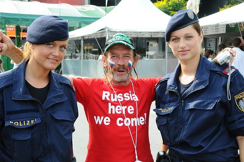 [military_woman_austria_police_000015[2].jpg]