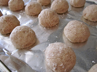 baked polvorones