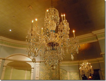 1.  Stoneleigh Chandelier