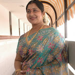 Tamil Actress Kavitha Aunty Massive Boobs – Real Show