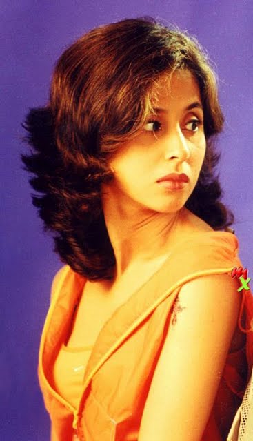 Bollywood glamour actress urmila stills