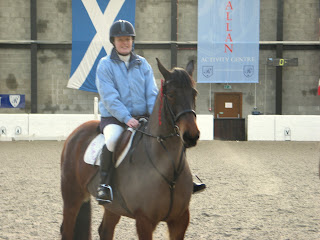 Gwen Smith on Mia - Novice SJ Winner