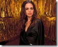 happy portrait desktop wallpaper of tv actress eliza dushku