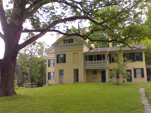 emily dickinson lived before