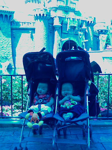 Aidan and Brooke at Disneyland