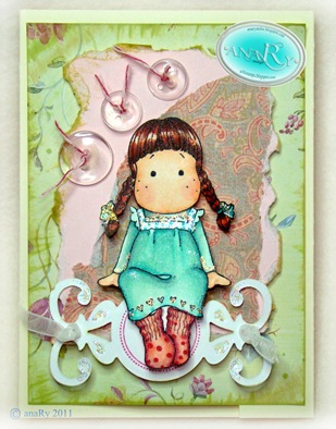 MaggieButtonBling