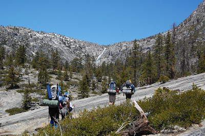 Hiking below Horsetail Falls