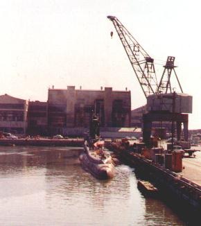 [sub at Philla shipyard #1[2].jpg]