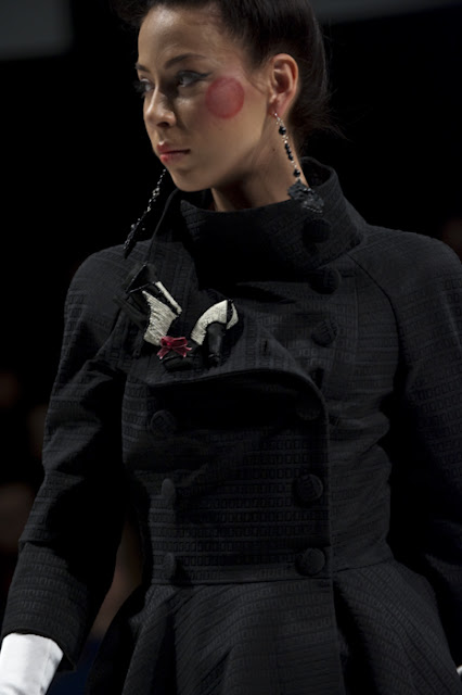 Anastasiya Zaiceva, UFW, fall/winter 2010-11 Photographer Serge Chernikov