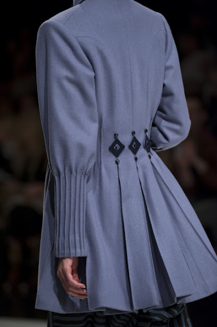Lyudmila Sivceva-Klymuk, UFW, fall/winter 2010-11 Photographer Serge Chernikov