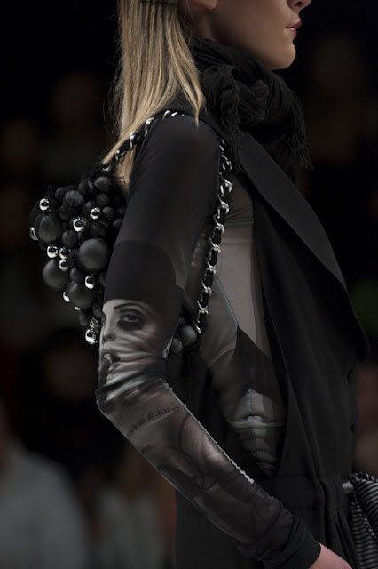 Larisa LOBANOVA, UFW, fall/winter 2010-11 Photographer Serge Chernikov