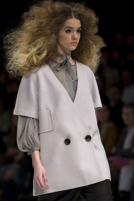 Elena BURENINA, UFW, fall/winter 2010-11 Photographer Serge Chernikov