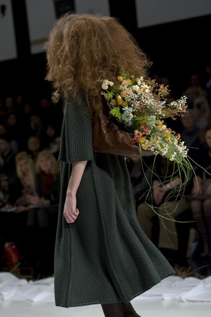 Elena BURENINA, UFW, fall/winter 2010-11 Photographer Serge Chernikov