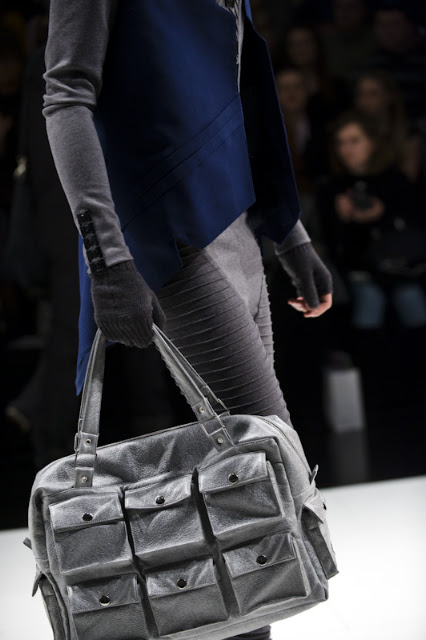 Eduard NASYROV for TM «STOLICHNY», UFW, fall/winter 2010-11 Photographer Serge Chernikov