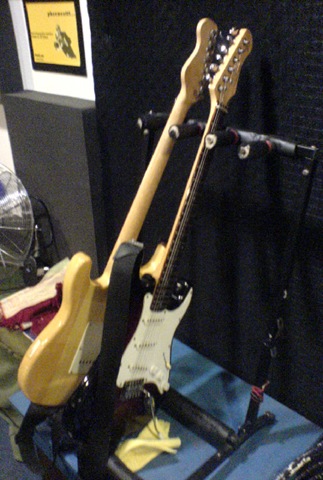 [hguitar[4].jpg]