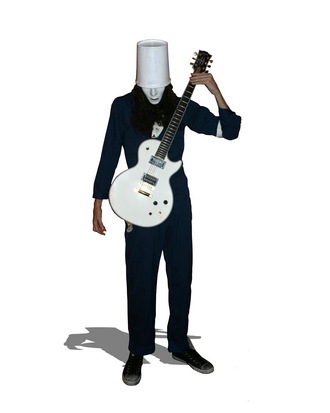 [buckethead1[4].jpg]