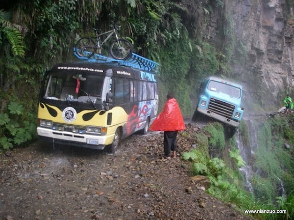 充满陷阱的死亡之路 路人@行者
