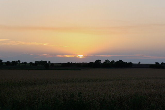 [sunset[3].jpg]
