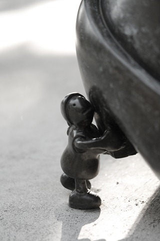 [little person[3].jpg]