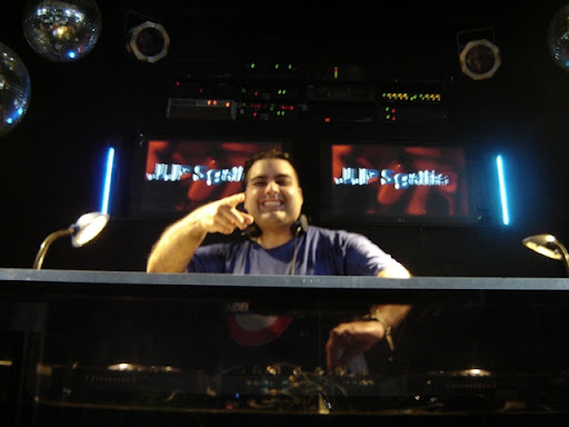 El contenido de esta imagen no esta controlado por Nightclubber