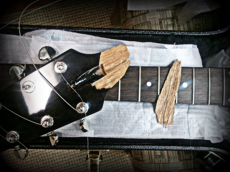 Broken%20Headstock.jpg