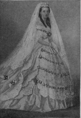 Queen-Alexandra-in-her-wedding-dress-and-veil-Royal-brides