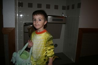 costume4.jpg
