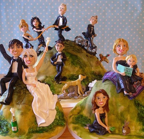 [weirdest_wedding_cakes_13[4].jpg]