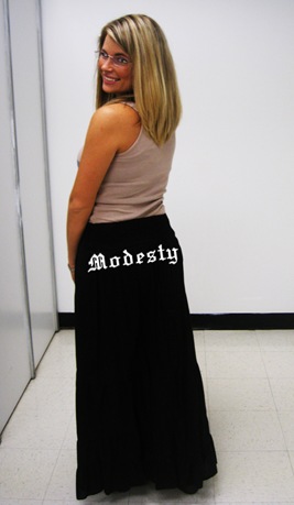 [Modesty3.jpg]