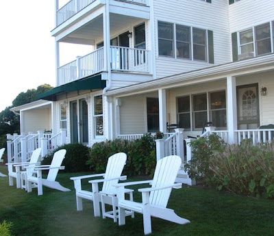 Inn at Harbor Hill Marina
