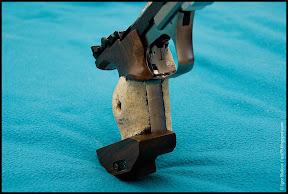 Foto: Reshaping grip of my AW93