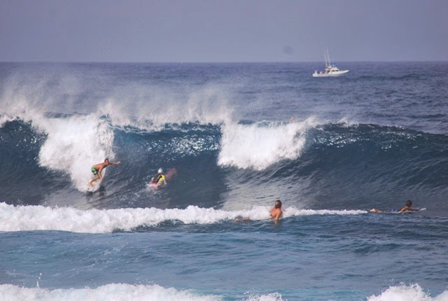 [Hawaii-Return to the source-first surf07[4].jpg]