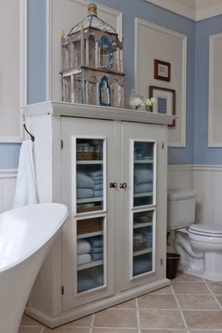 [house3familybath[3].jpg]