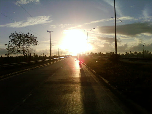 Cebu Marathon sunrise at South Road Properties