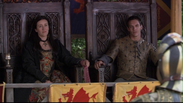 [oddcoupletudors101_02203.jpg]