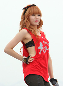 Hyuna's 'revealing' outfit | WTF?