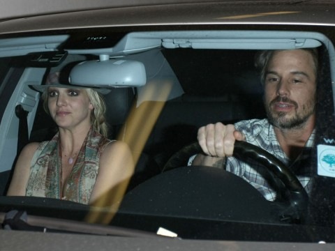 [britney-spears-james-trawick-00-480x360[3].jpg]